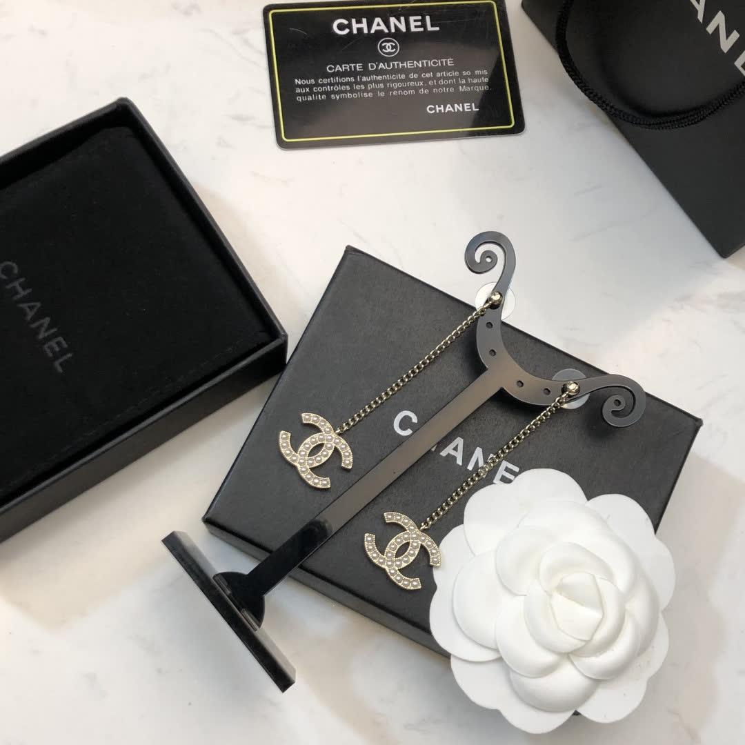 Chanel CC Logo Pearl Earrings