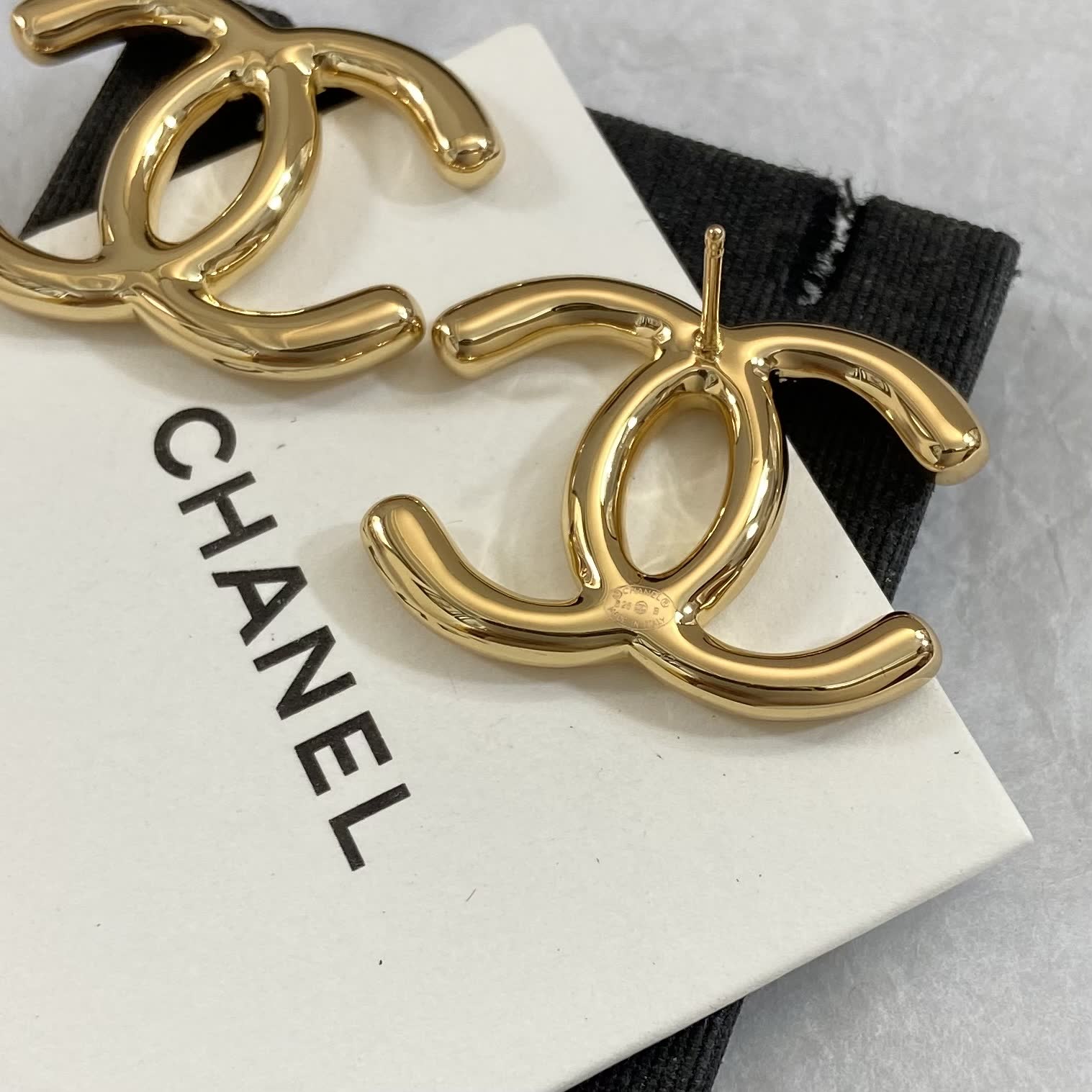 Chanel CC Logo Clip-on Earrings