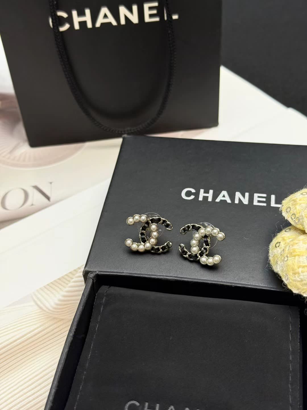 Chanel CC Logo Pearl Stud Earrings