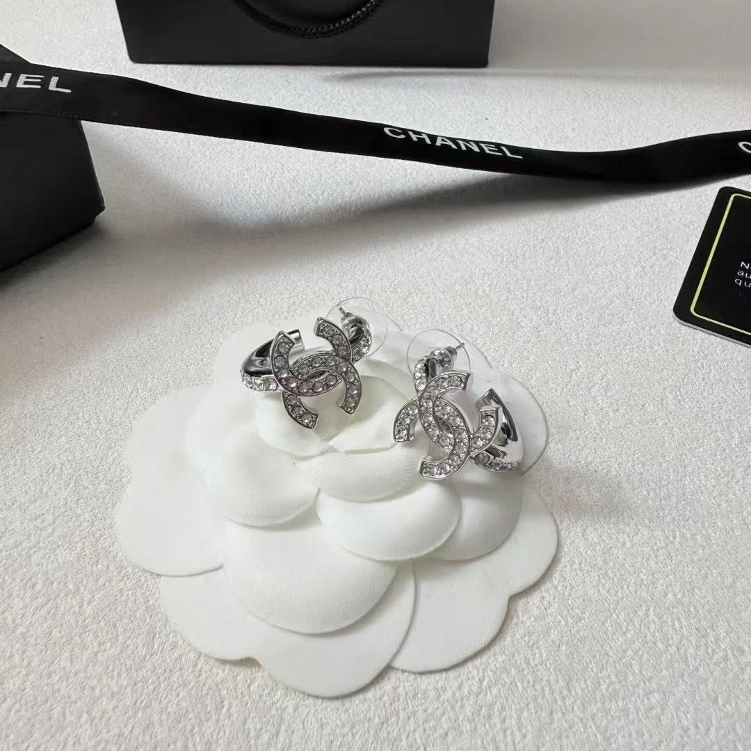 Chanel Silver Tone Crystal Stud Earring