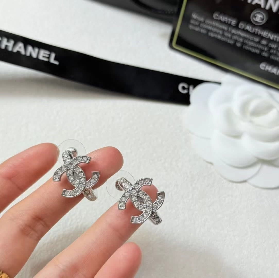 Chanel Silver Tone Crystal Stud Earring