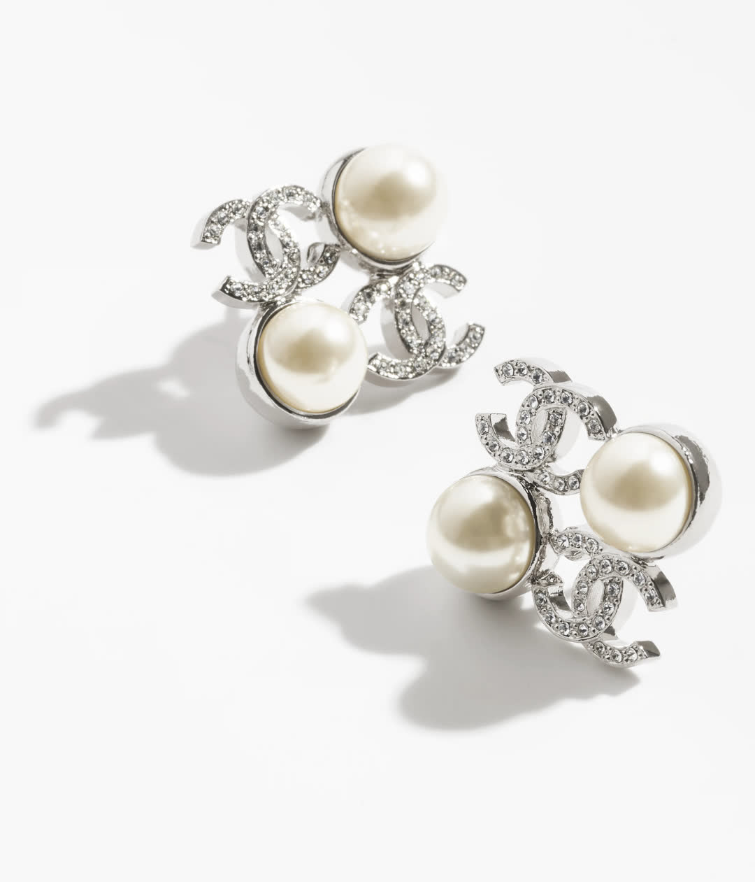 Chanel 2025 Spring/Summer Earrings