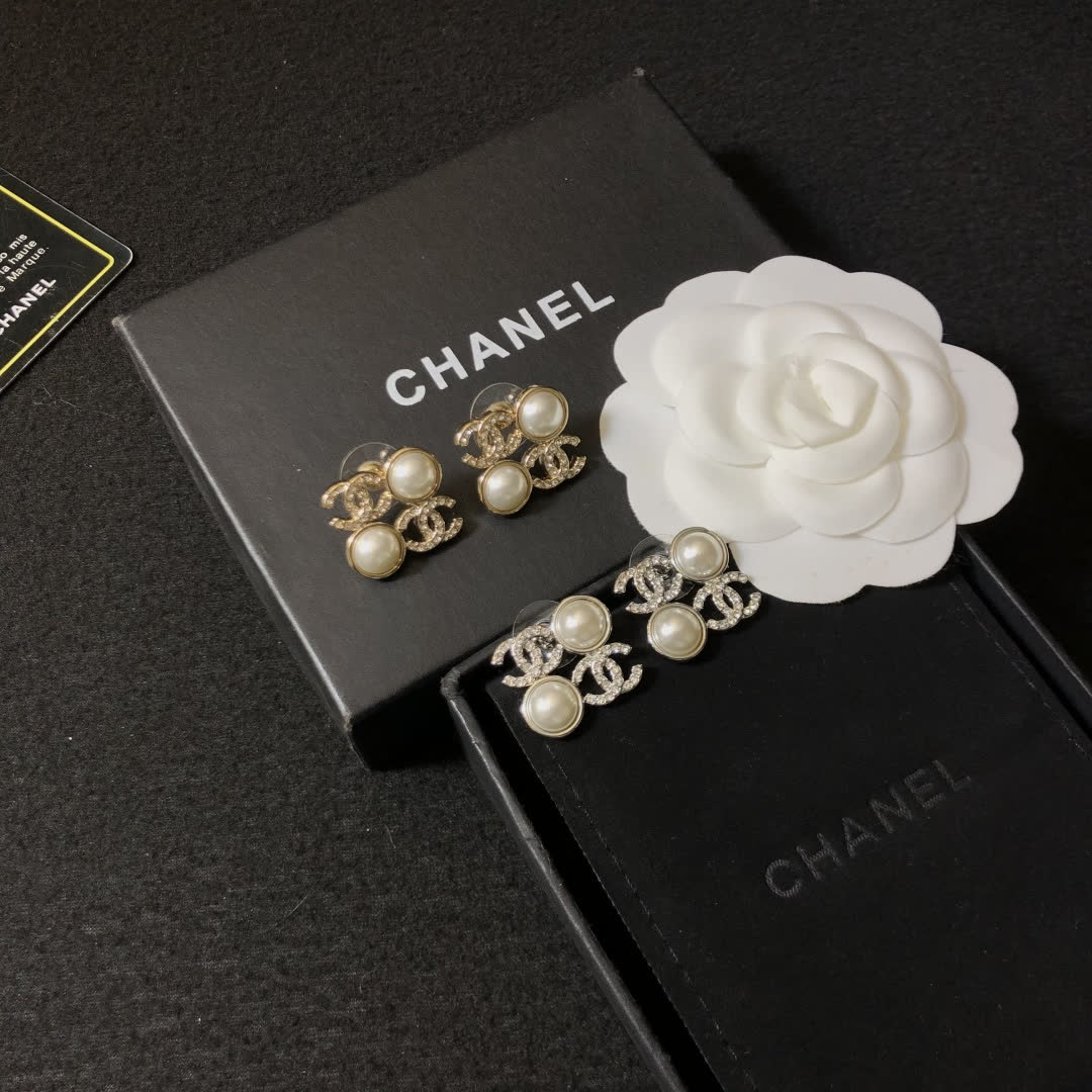 Chanel 2025 Spring/Summer Earrings