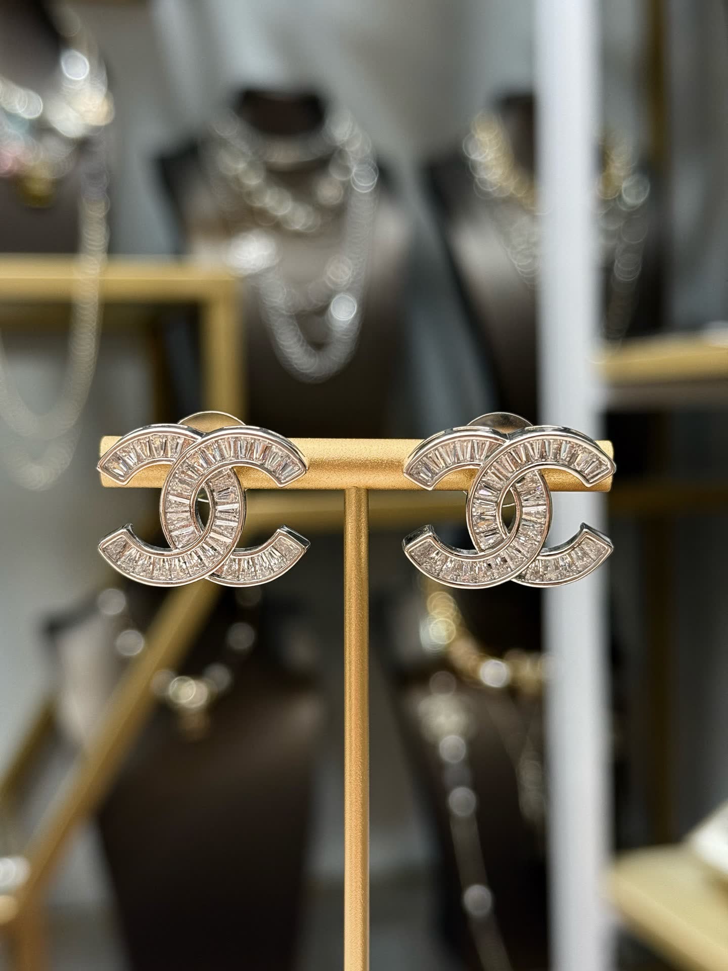 Chanel CC Logo Earrings Chanel CC Logo Earrings