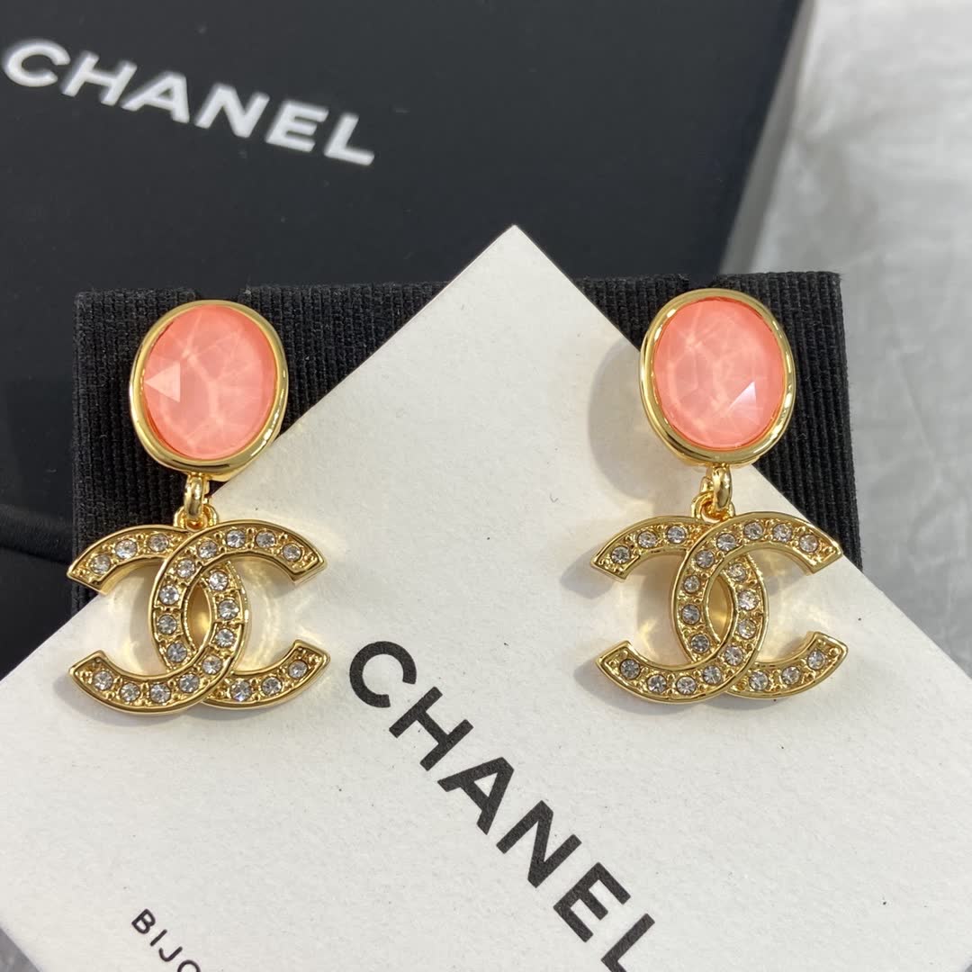 Chanel CC Logo Earrings with Pink Stones Chanel CC Logo Earrings with Pink Stones