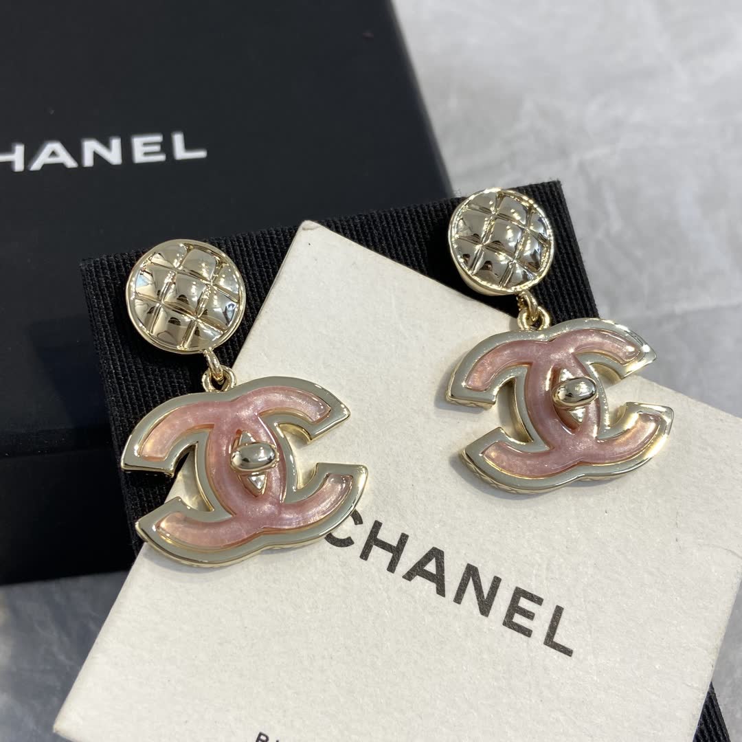 Chanel CC Logo Earrings Chanel CC Logo Earrings