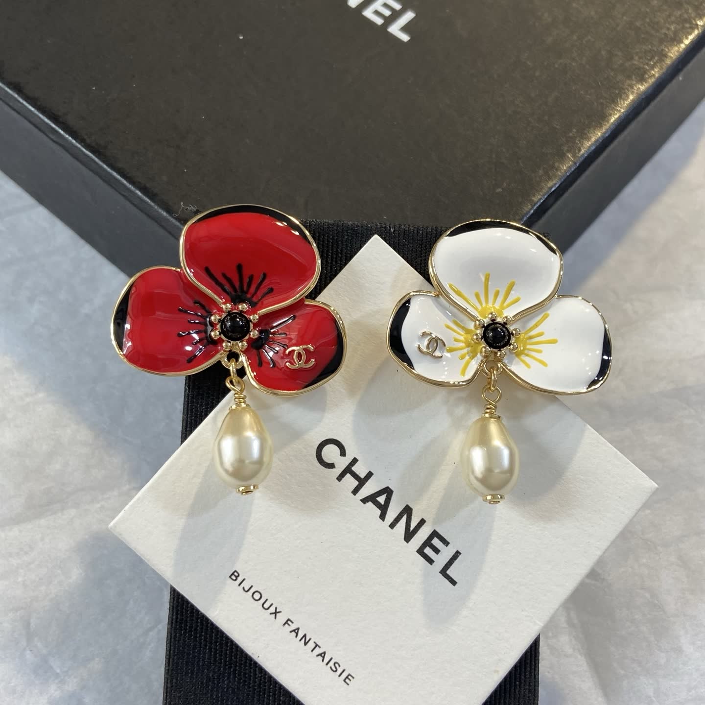Chanel Enamel Flower Earrings with Pearl Drop Chanel Enamel Flower Earrings with Pearl Drop
