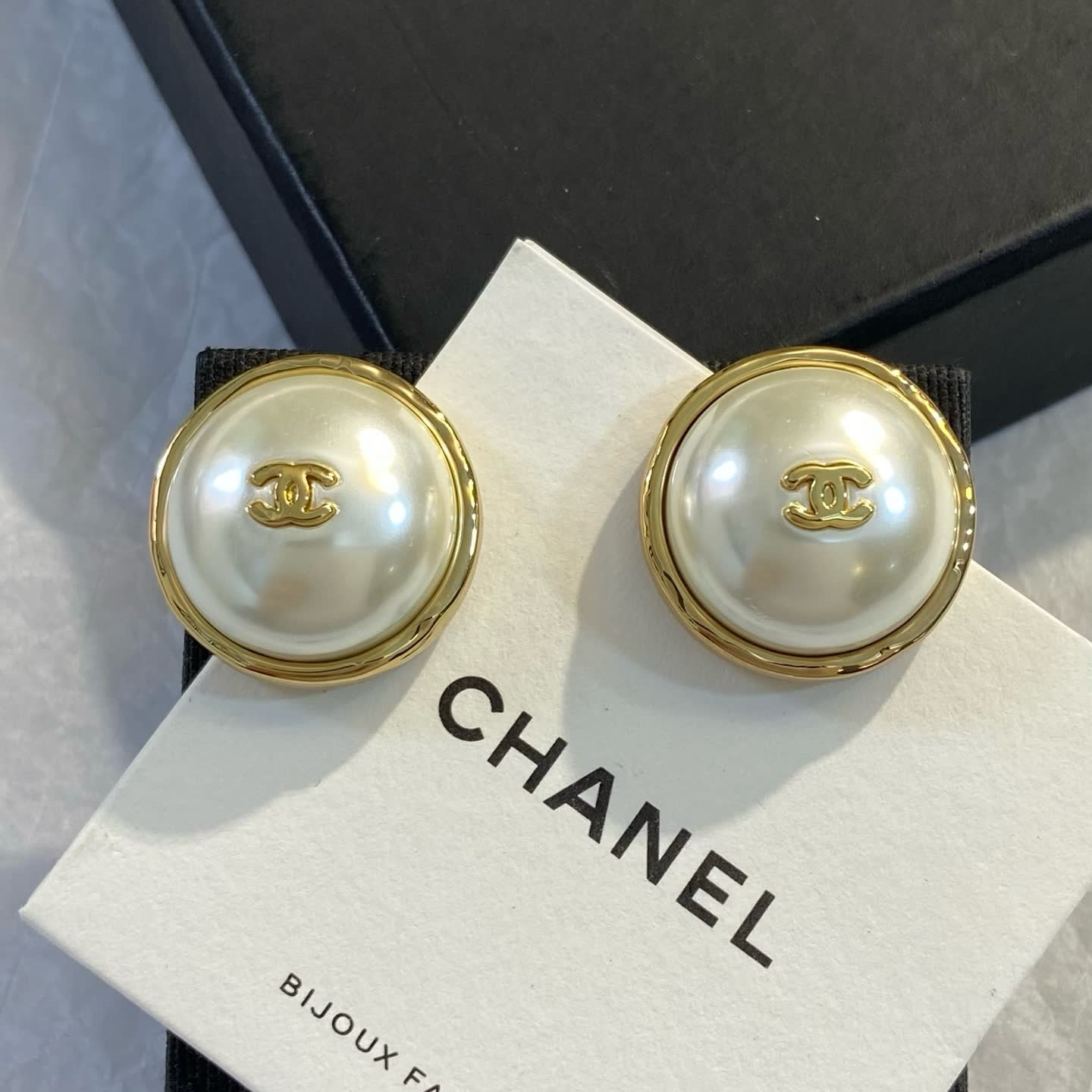 Chanel Pearl Clip-On Earrings Chanel Pearl Clip-On Earrings