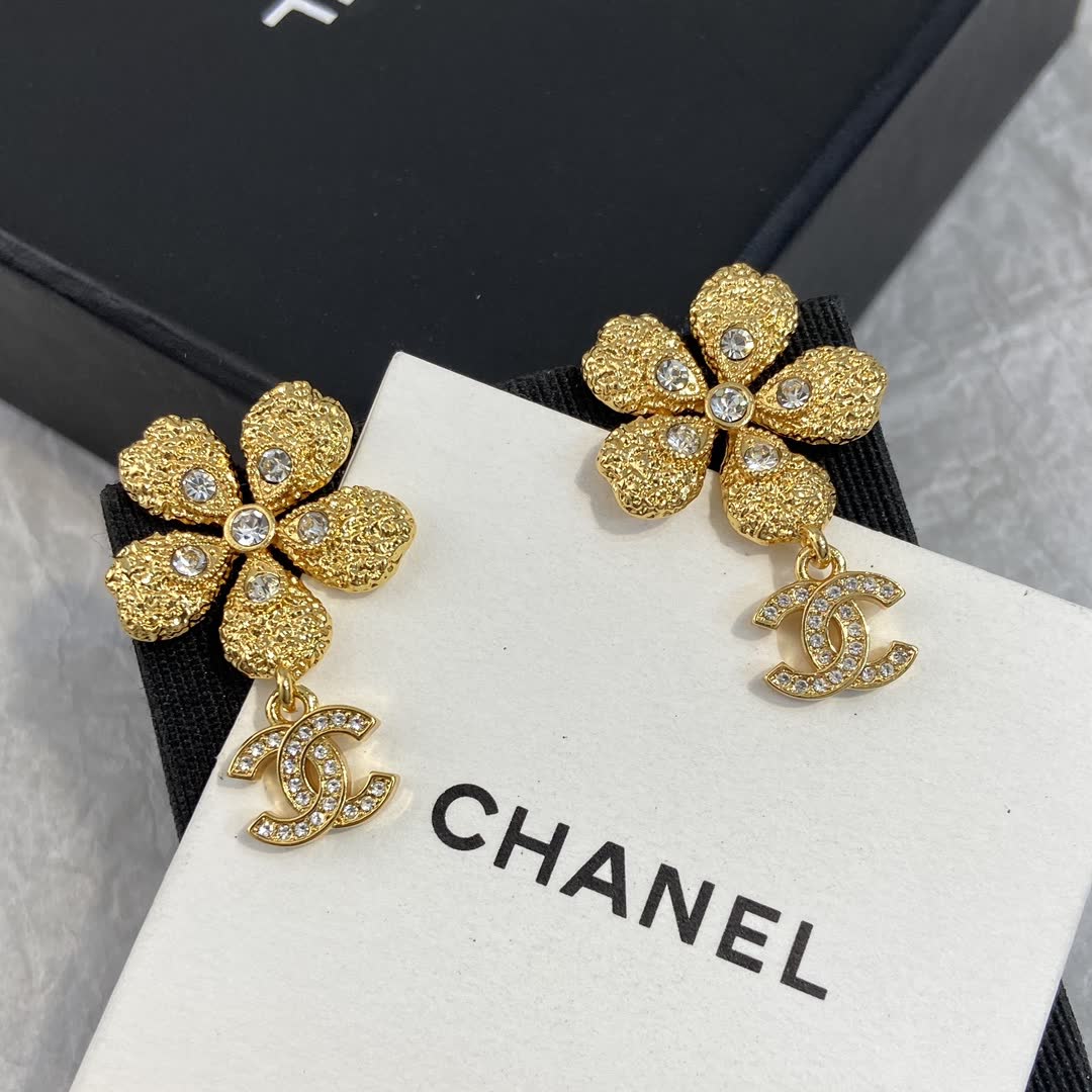 Chanel Gold-tone Crystal Flower Earrings