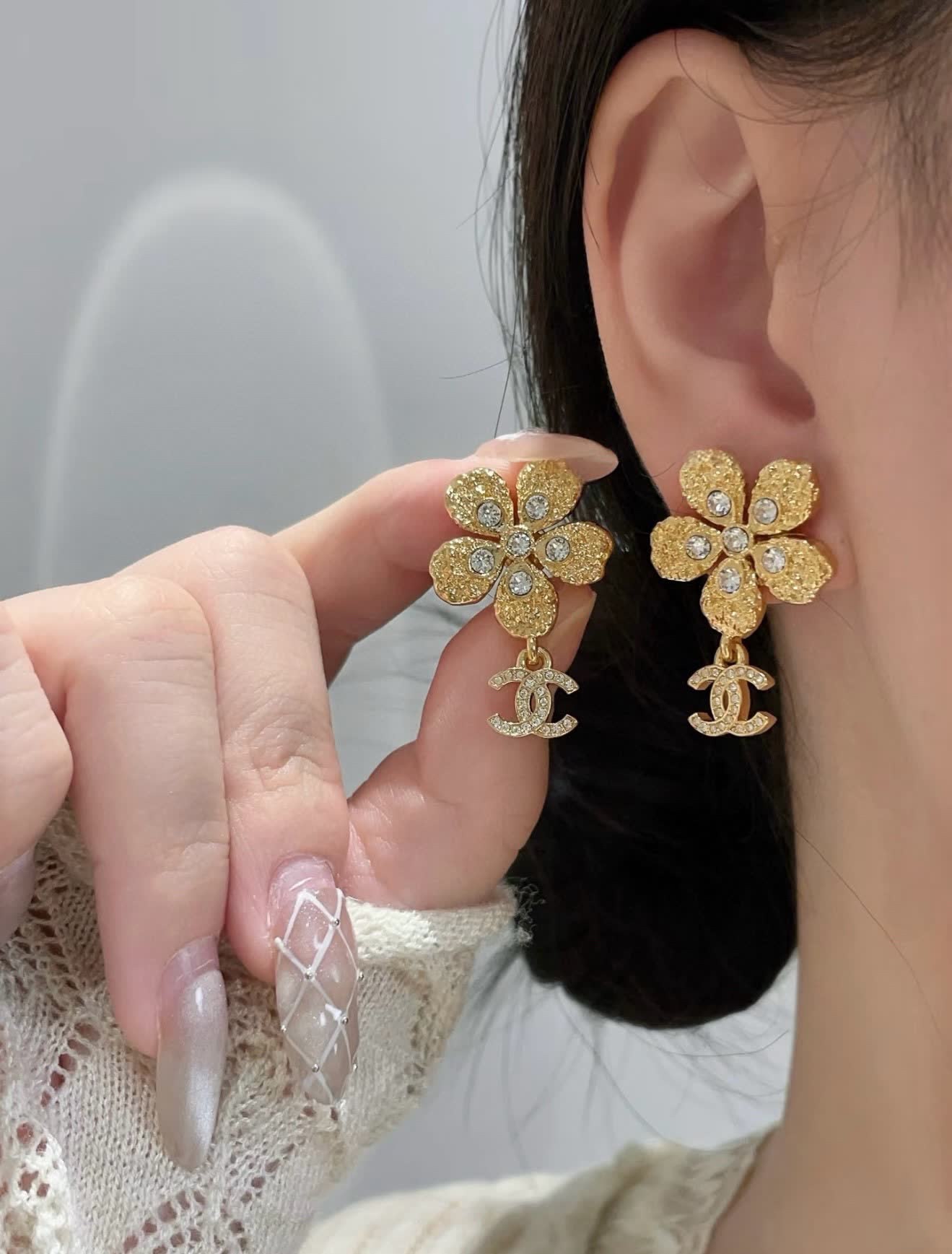Chanel Gold-tone Crystal Flower Earrings