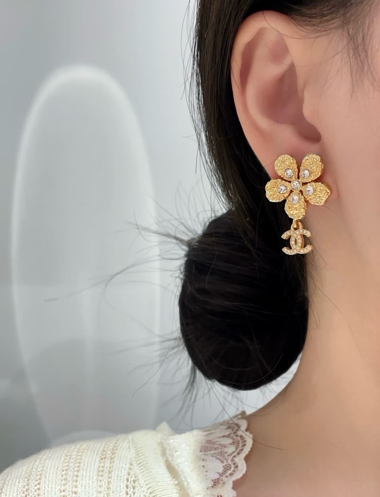 Chanel Gold-tone Crystal Flower Earrings