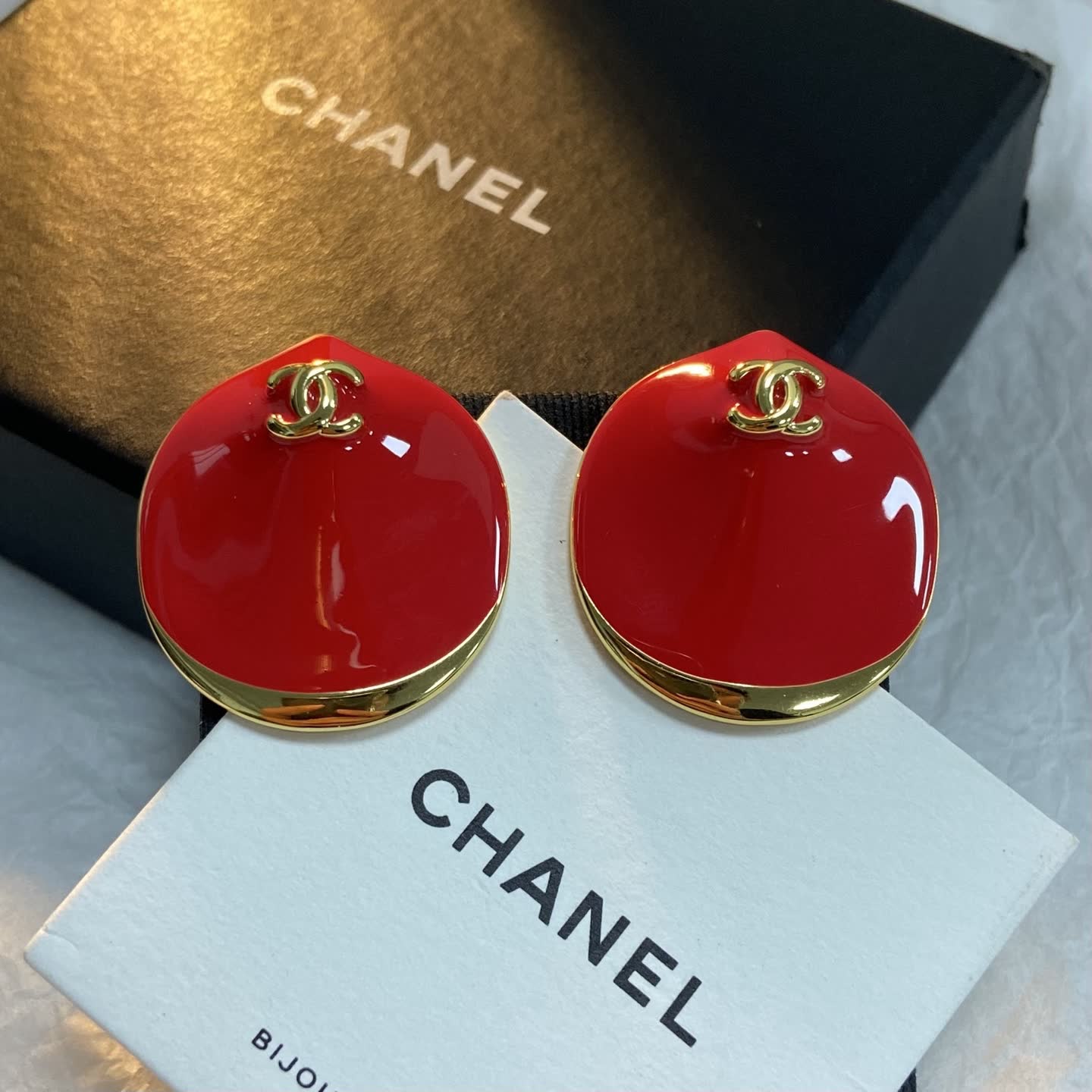 Chanel Red Enamel CC Logo Earrings Chanel Red Enamel CC Logo Earrings