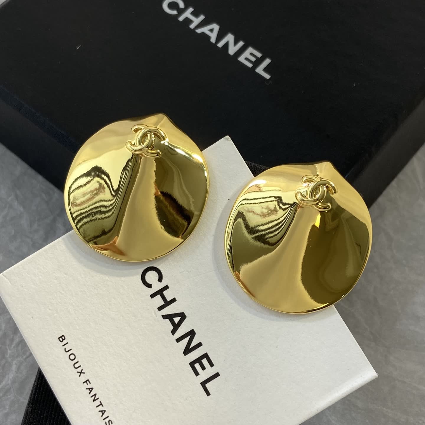 Chanel CC Logo Gold Disc Earrings