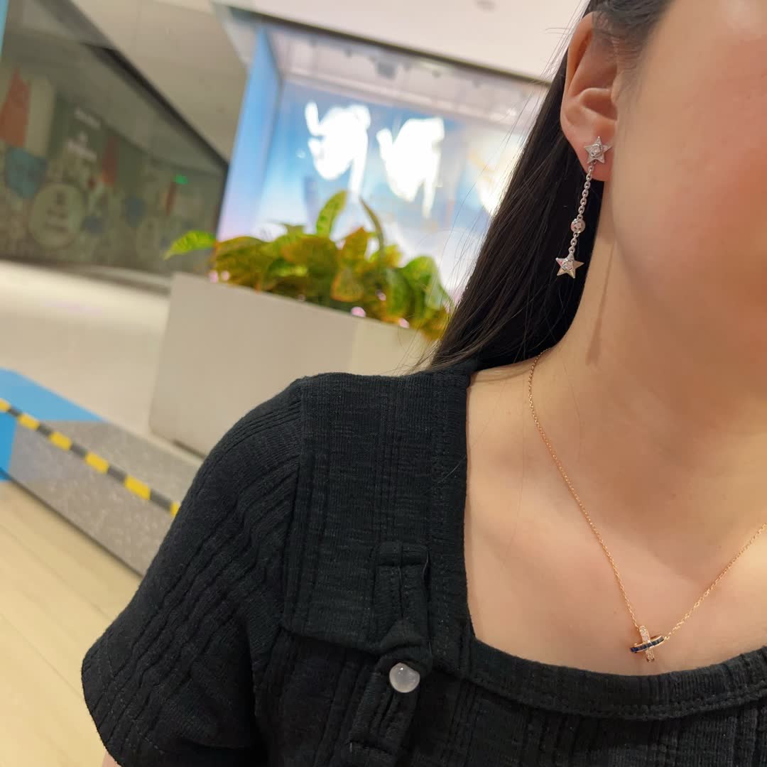 Chanel Star Earrings