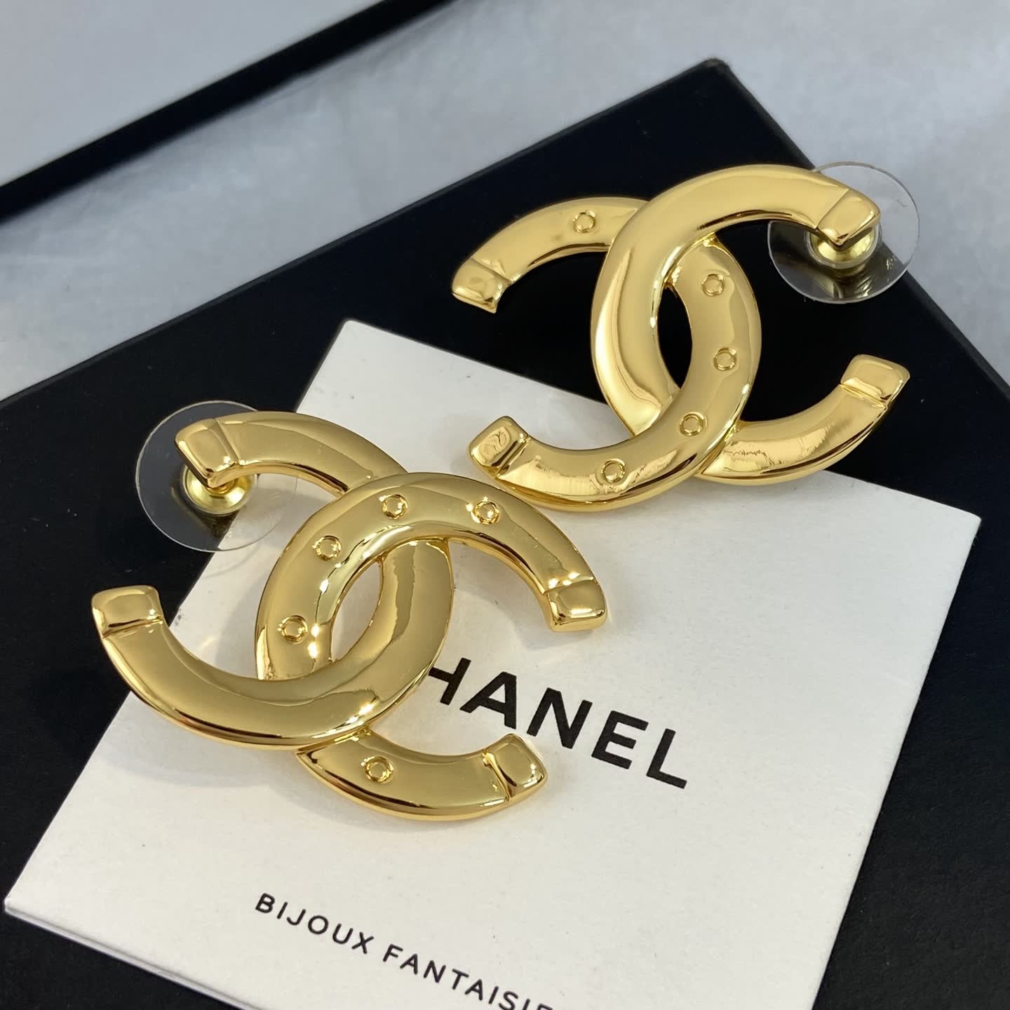 Chanel CC Logo Gold Tone Stud Earrings Chanel CC Logo Gold Tone Stud Earrings