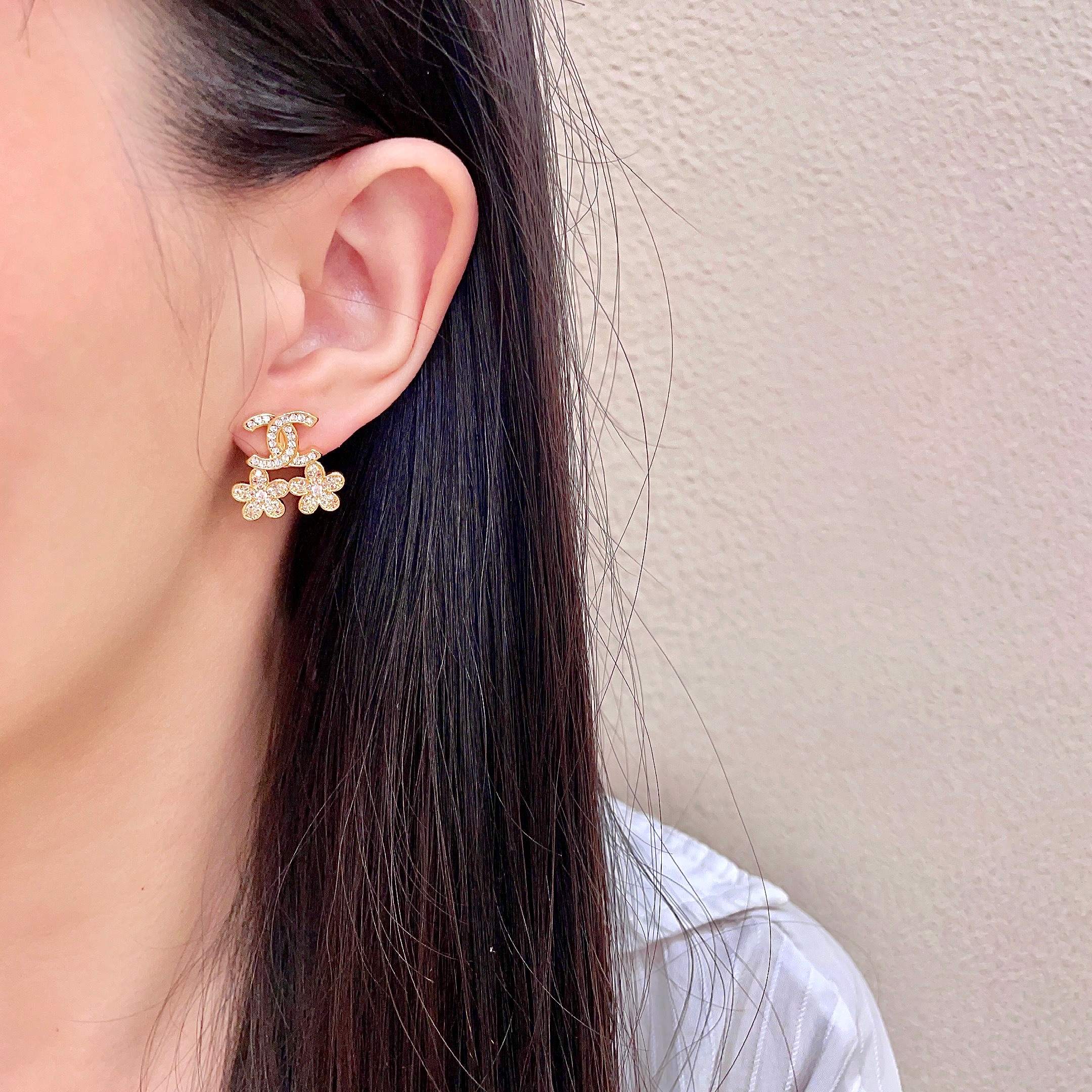 Chanel CC Logo & Flower Stud Earrings