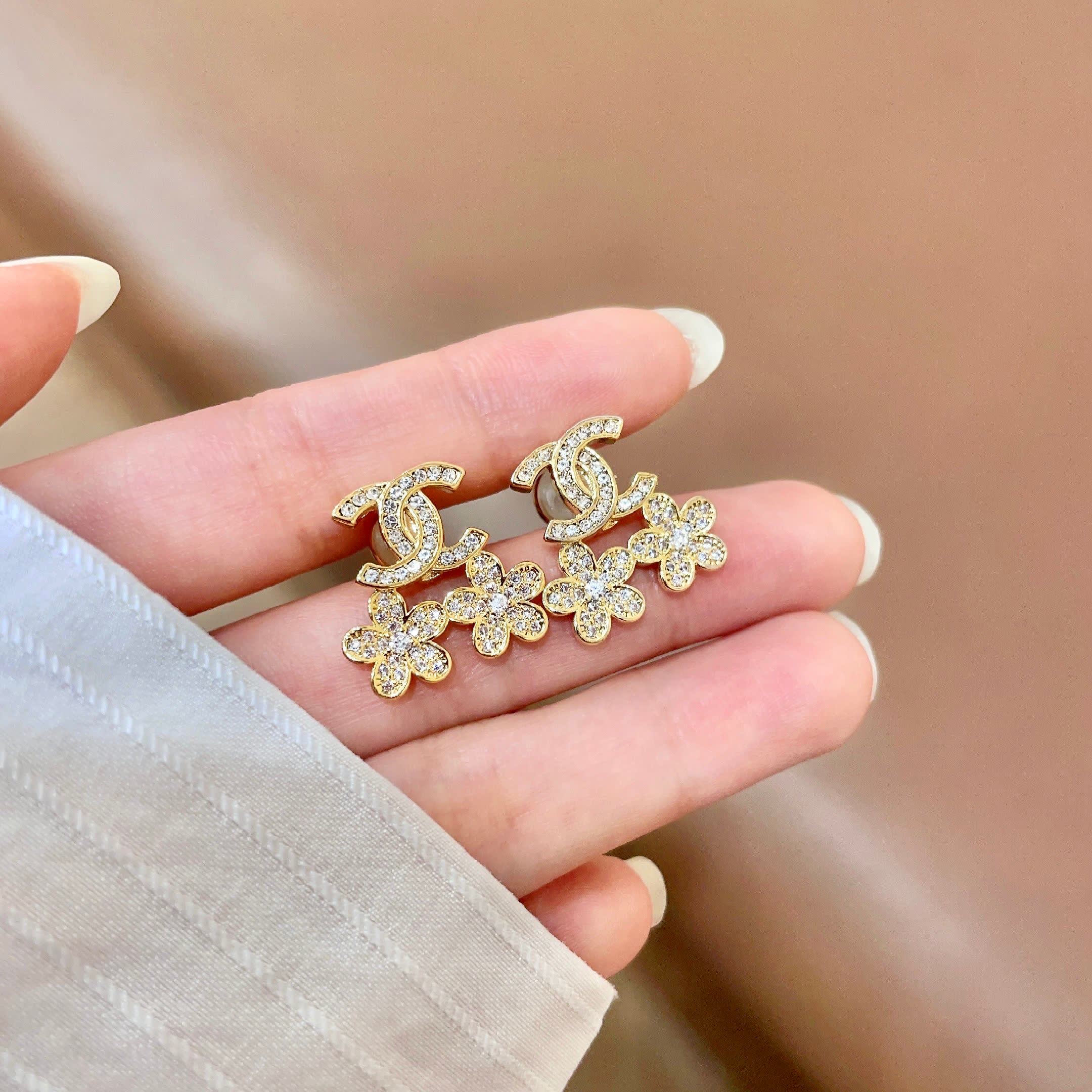 Chanel CC Logo & Flower Stud Earrings