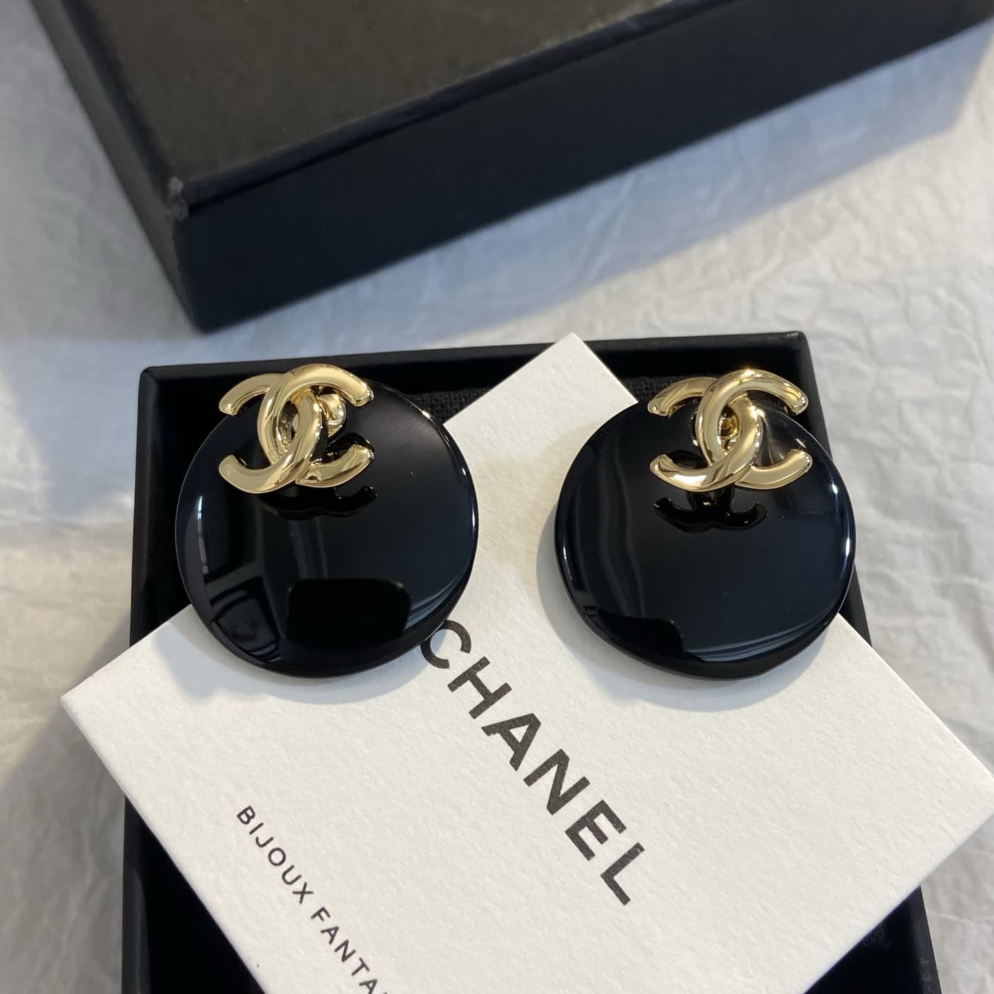 Chanel CC Logo Round Earrings