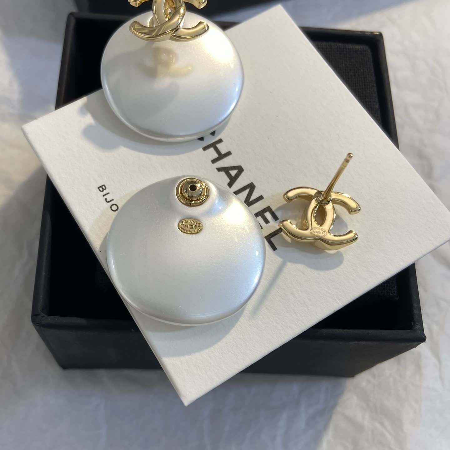 Chanel CC Logo Round Earrings