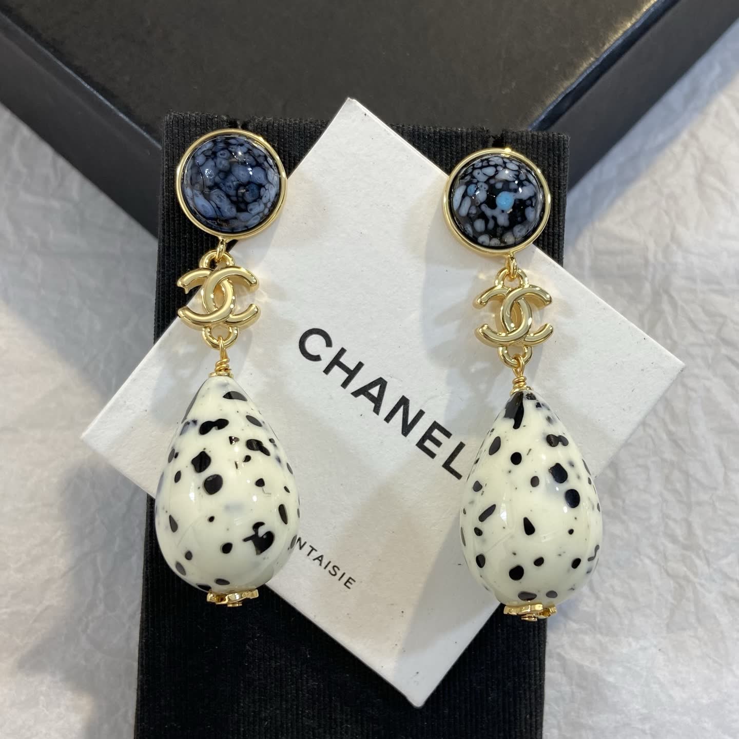 Chanel Bijoux Fantaisie Earrings