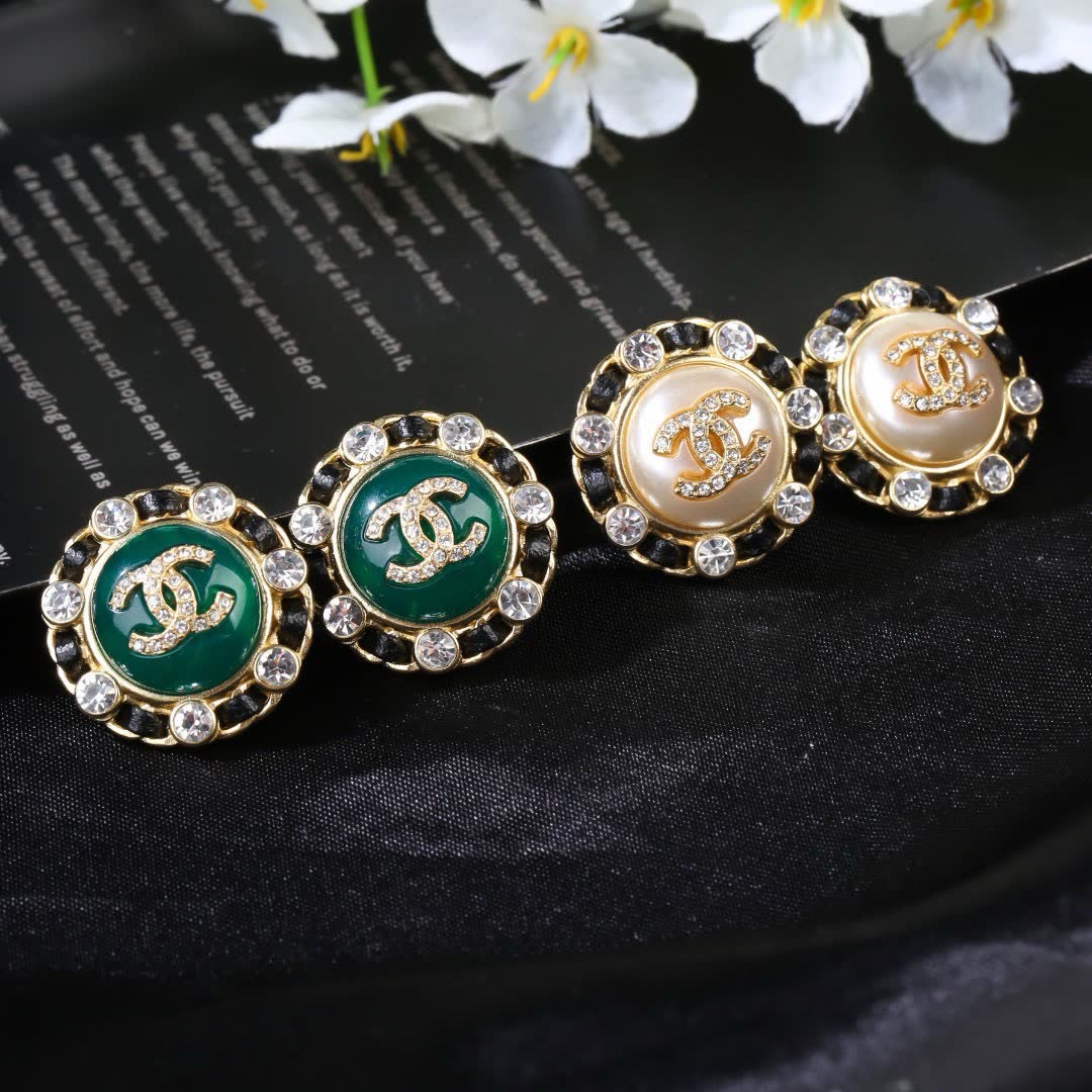 Chanel CC Logo Crystal Stud Earrings Chanel CC Logo Crystal Stud Earrings
