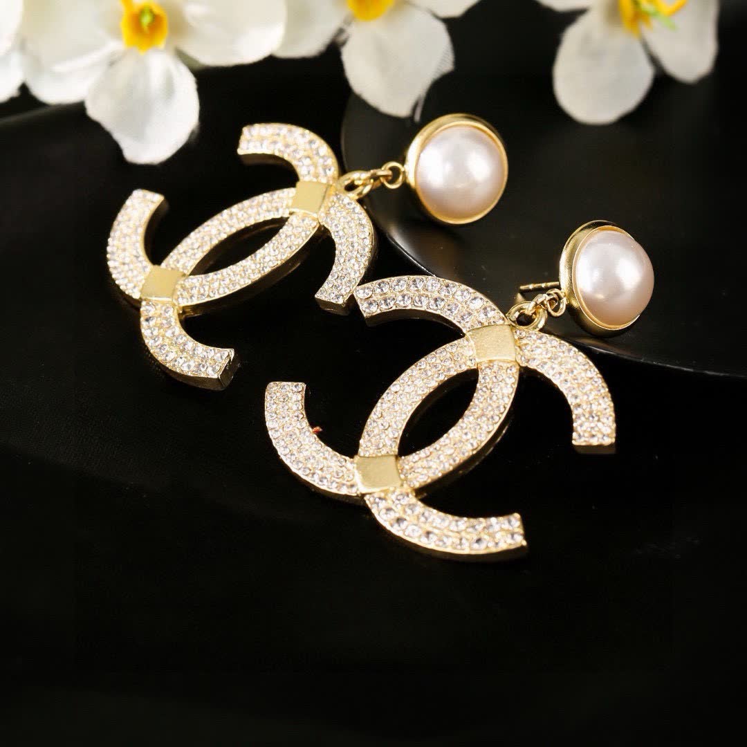 Chanel CC Logo Pearl Earrings