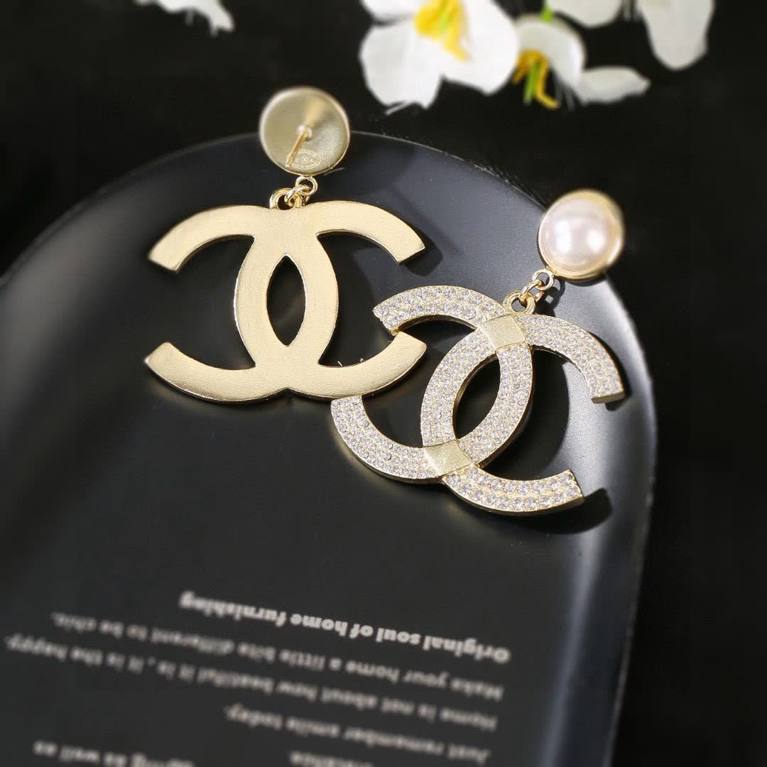 Chanel CC Logo Pearl Earrings