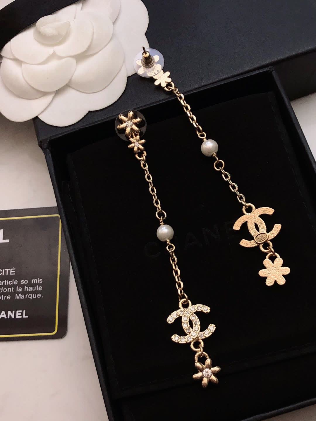 Chanel CC Logo Pearl Earrings