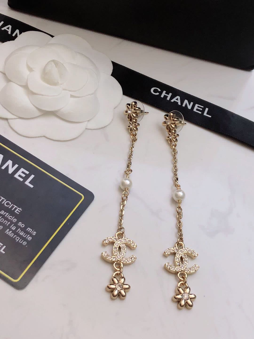Chanel CC Logo Pearl Earrings