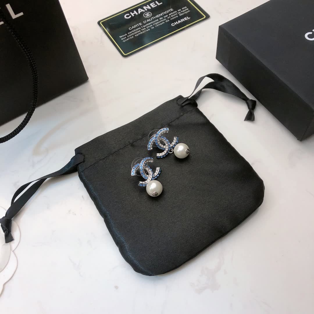 Chanel CC Logo Pearl Drop Earrings