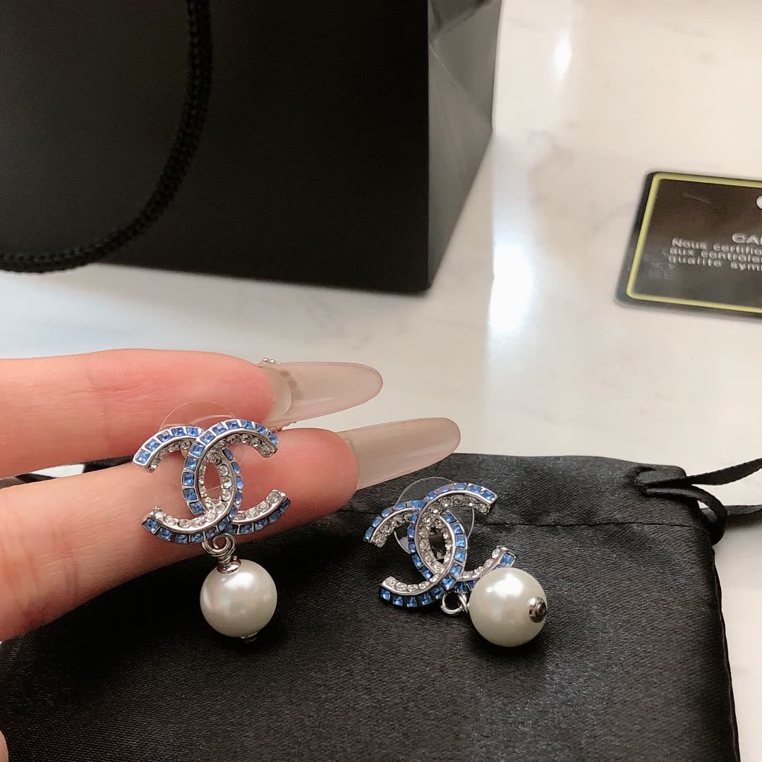 Chanel CC Logo Pearl Drop Earrings