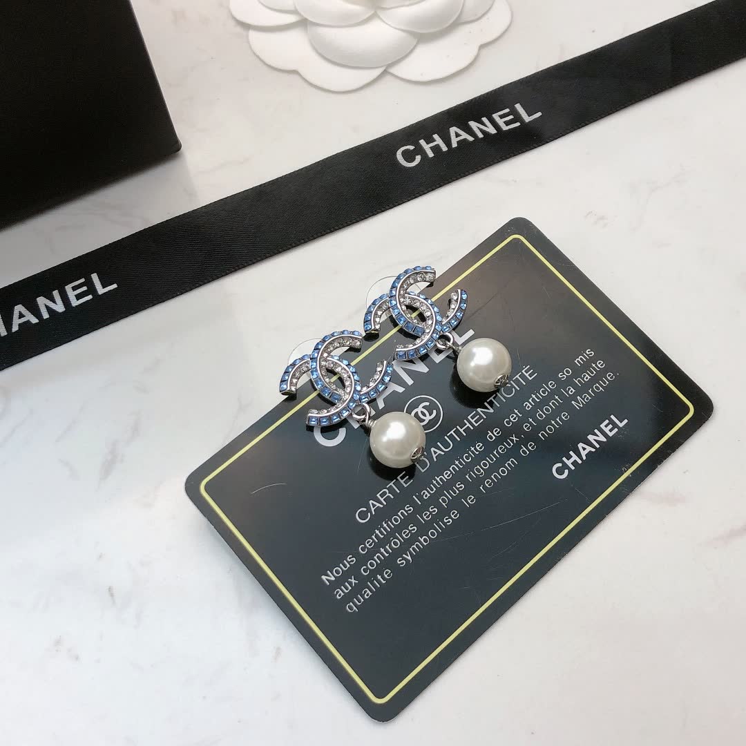 Chanel CC Logo Pearl Drop Earrings