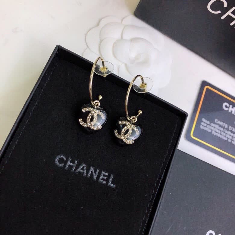 Chanel CC Logo Earrings Chanel CC Logo Earrings