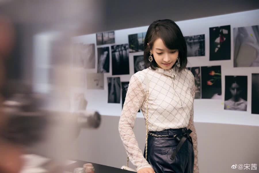 Chanel CC Logo Earring