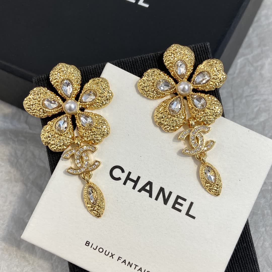 Chanel Gold-tone Crystal Flower Earrings