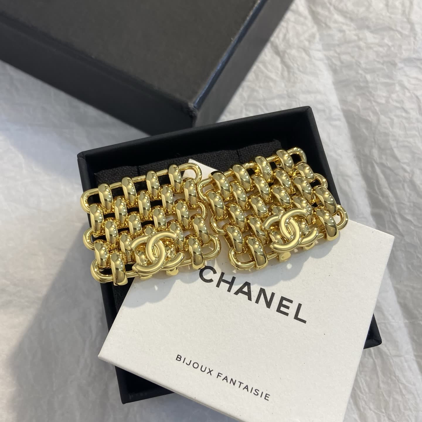 Chanel Gold Tone Chain Link Clip-On Earrings