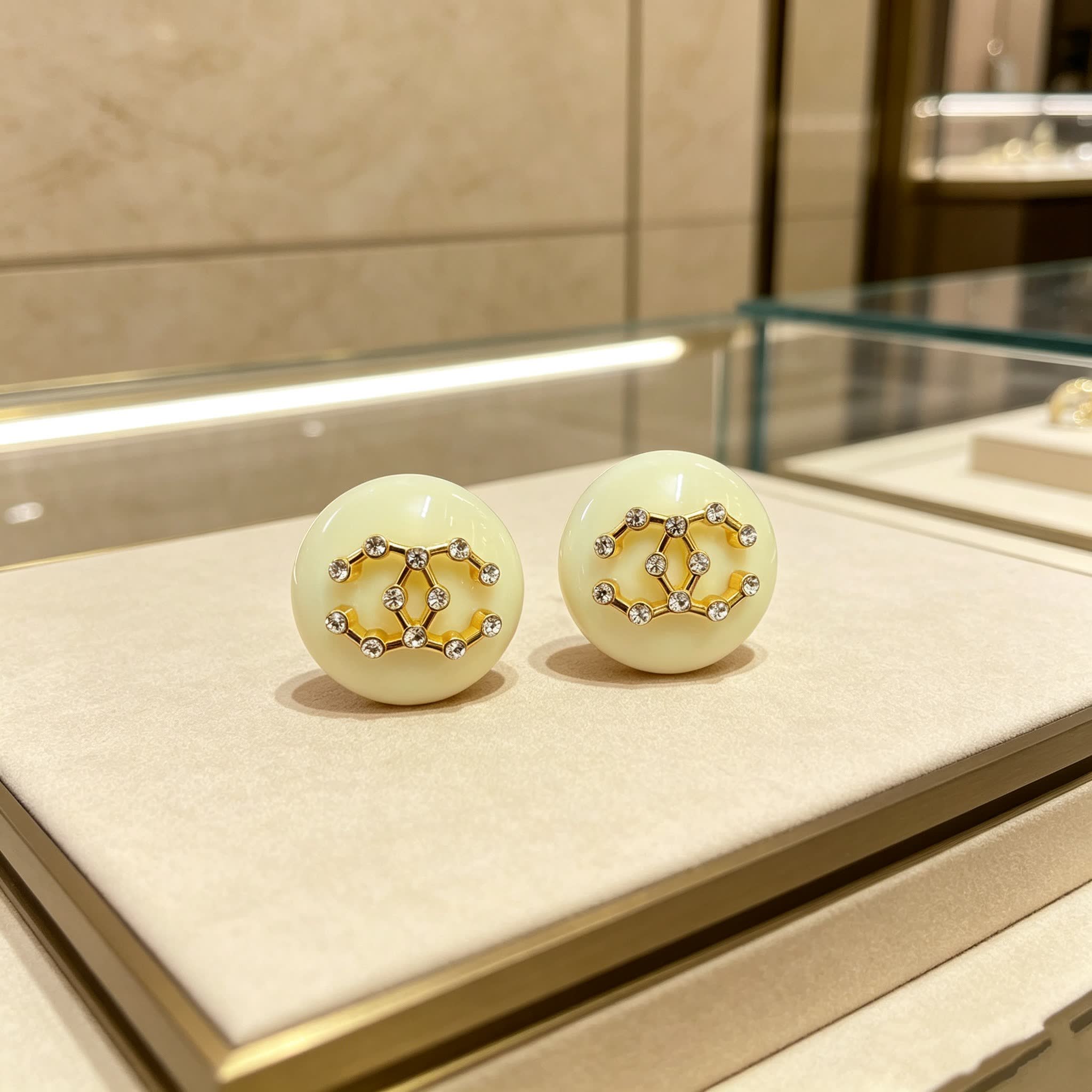Chanel CC Logo Pearl Earrings