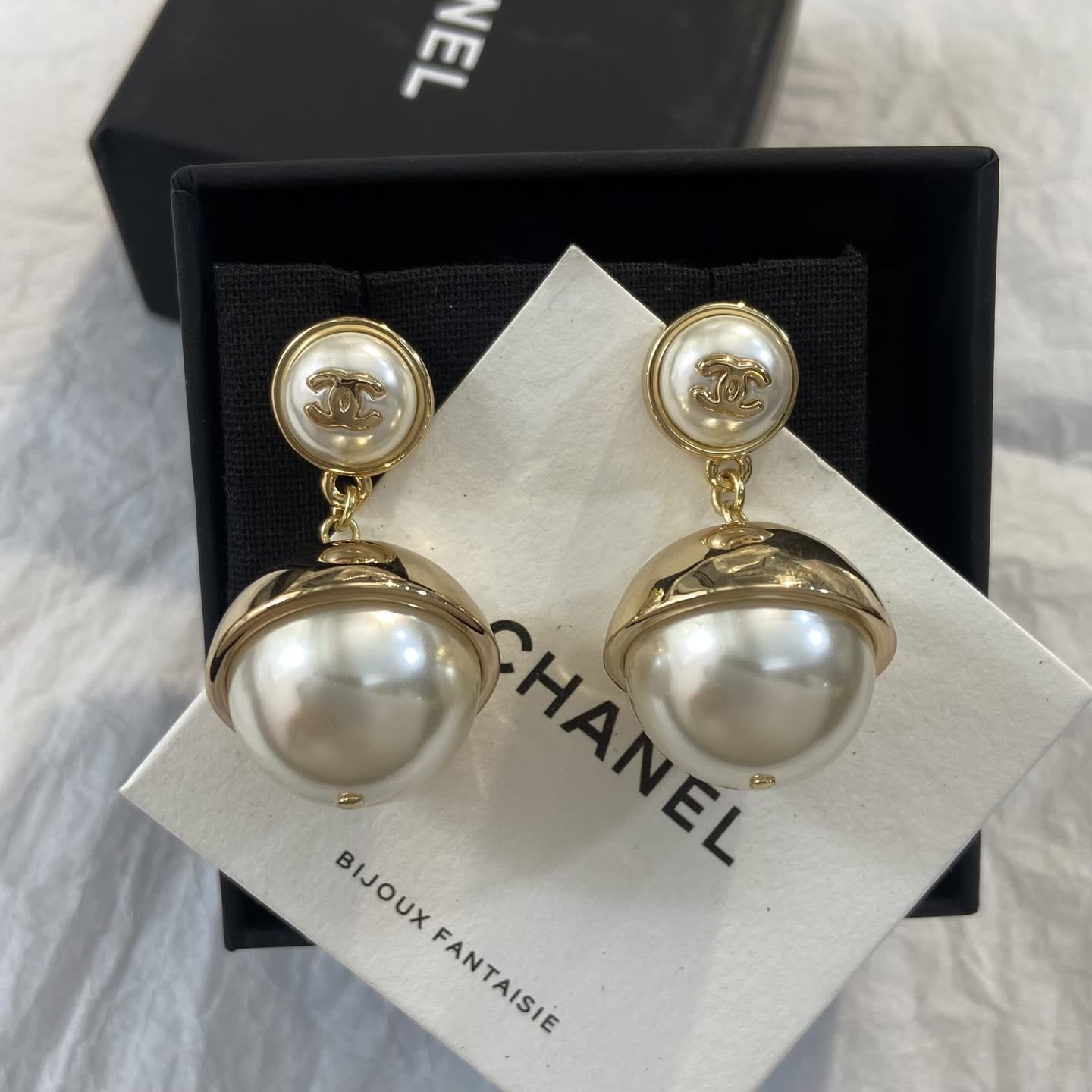 Chanel Pearl Earrings Chanel Pearl Earrings