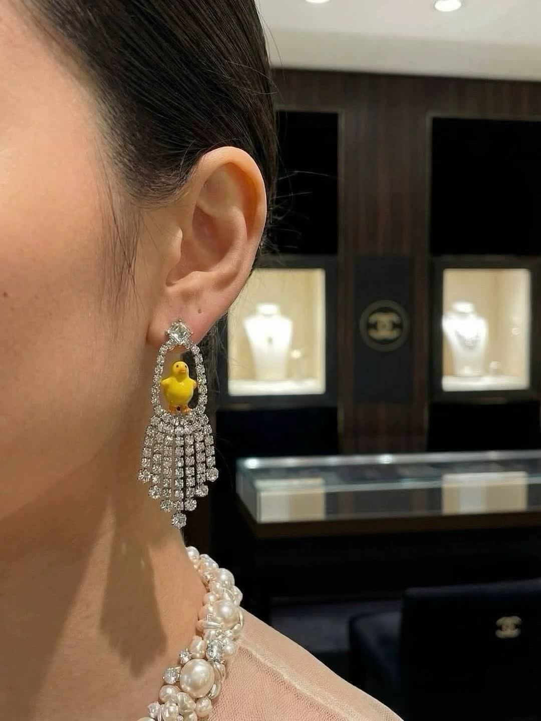 Chanel Bijoux Fantaisie Crystal Duck Earrings