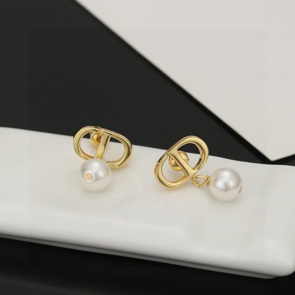 Christian Dior Gold Tone Pearl Stud Earrings