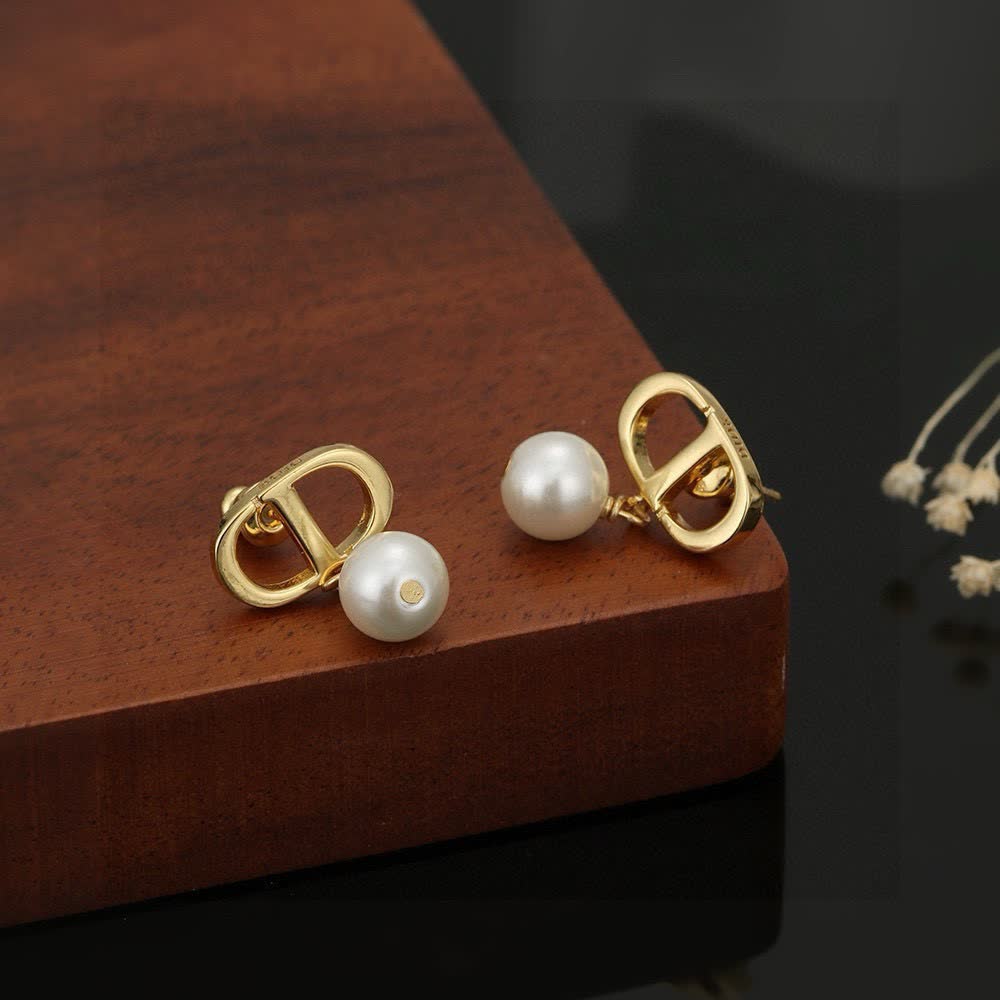 Christian Dior Gold Tone Pearl Stud Earrings