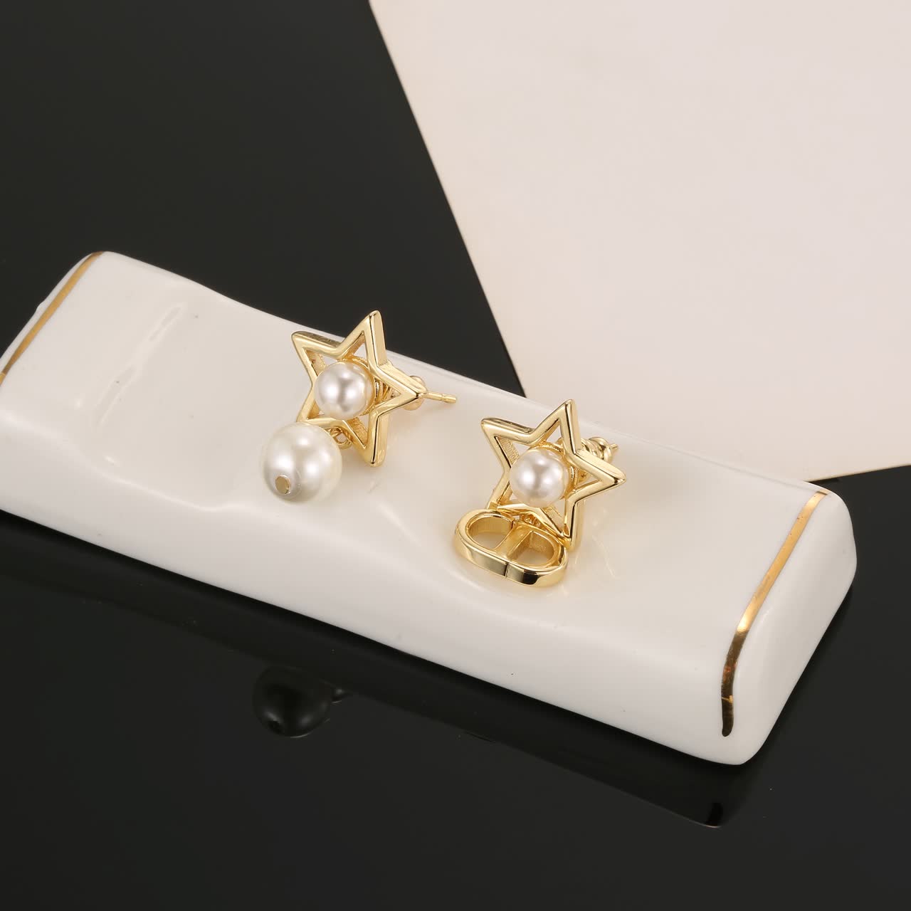Christian Dior Star Earrings with Pearl