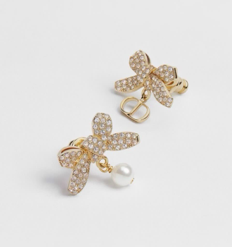 Dior Gold Crystal and Pearl Clip-On Earrings Dior Gold Crystal and Pearl Clip-On Earrings