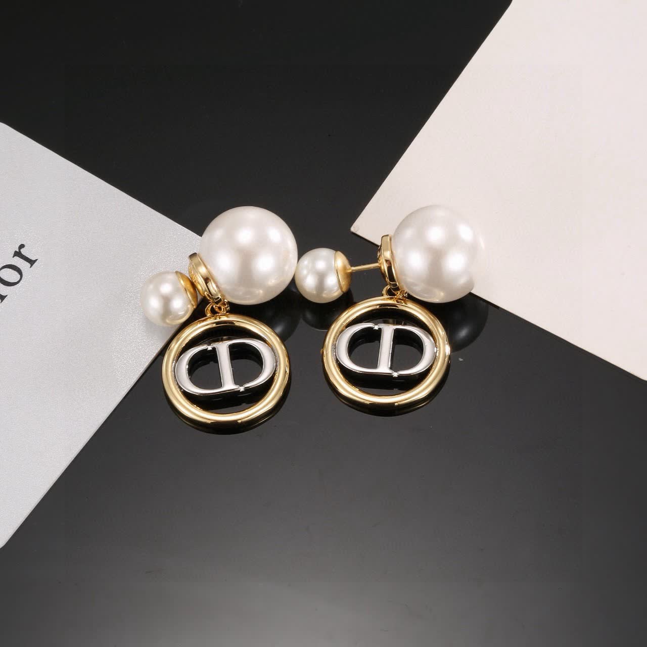 Dior Pearl Earrings Dior Pearl Earrings