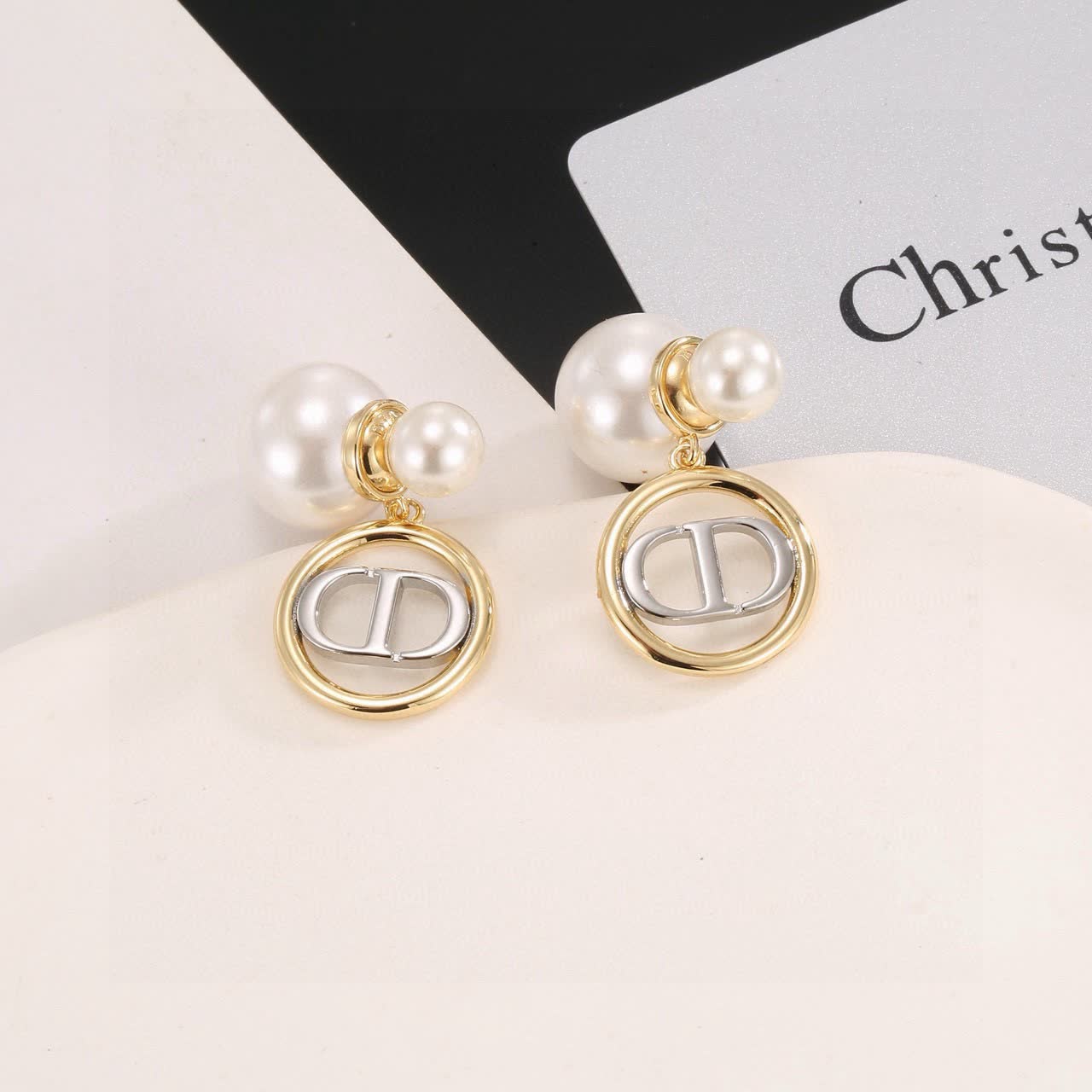 Dior Pearl Earrings