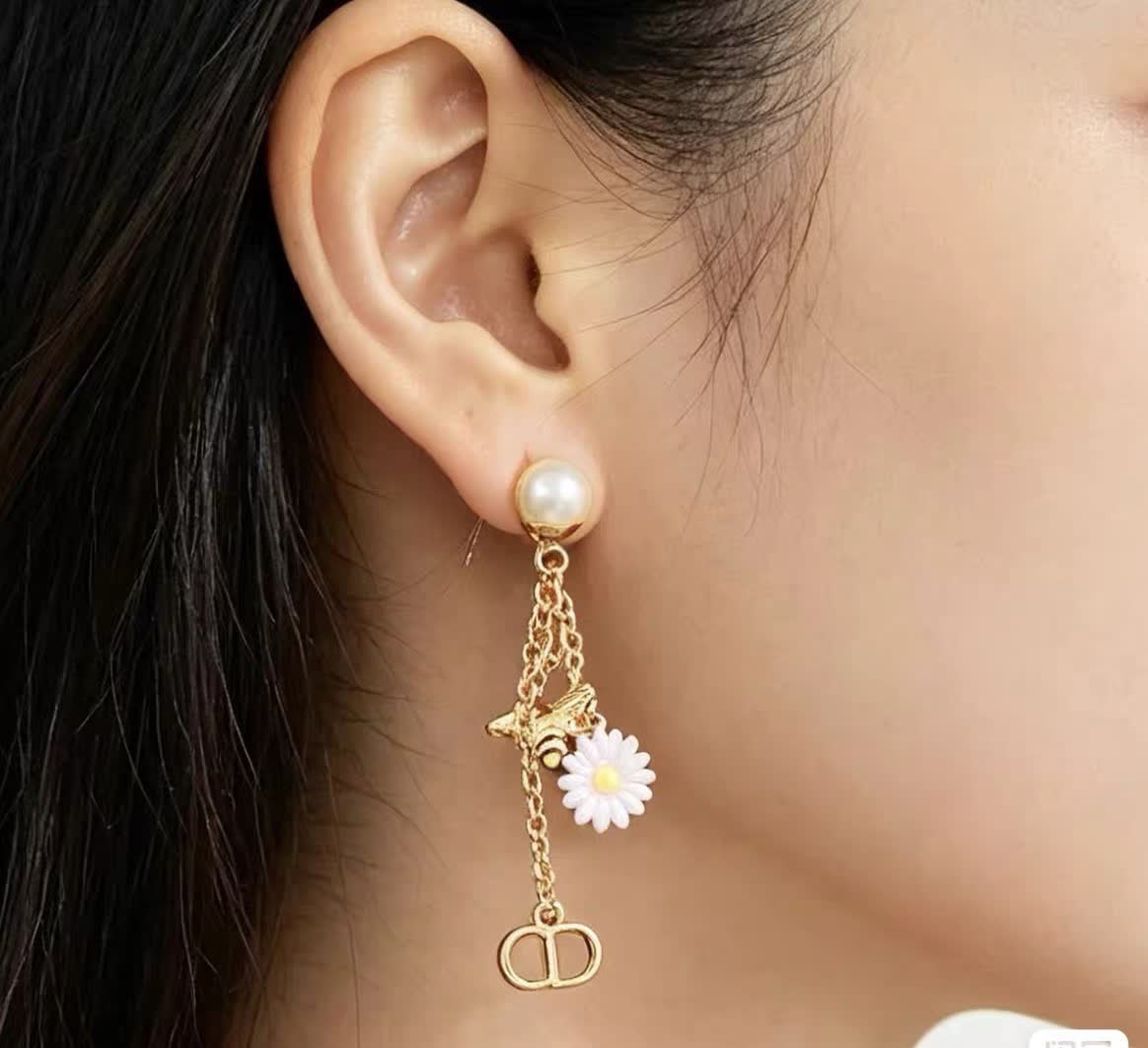 Dior Bee and Flower Pearl Earrings