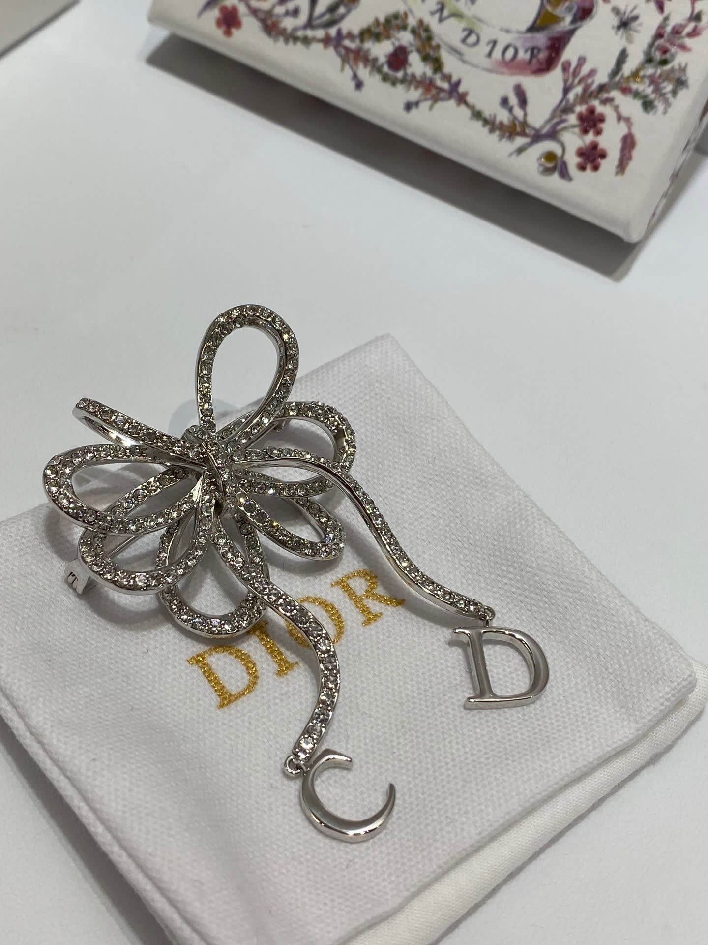 Dior Earrings - Bow Design