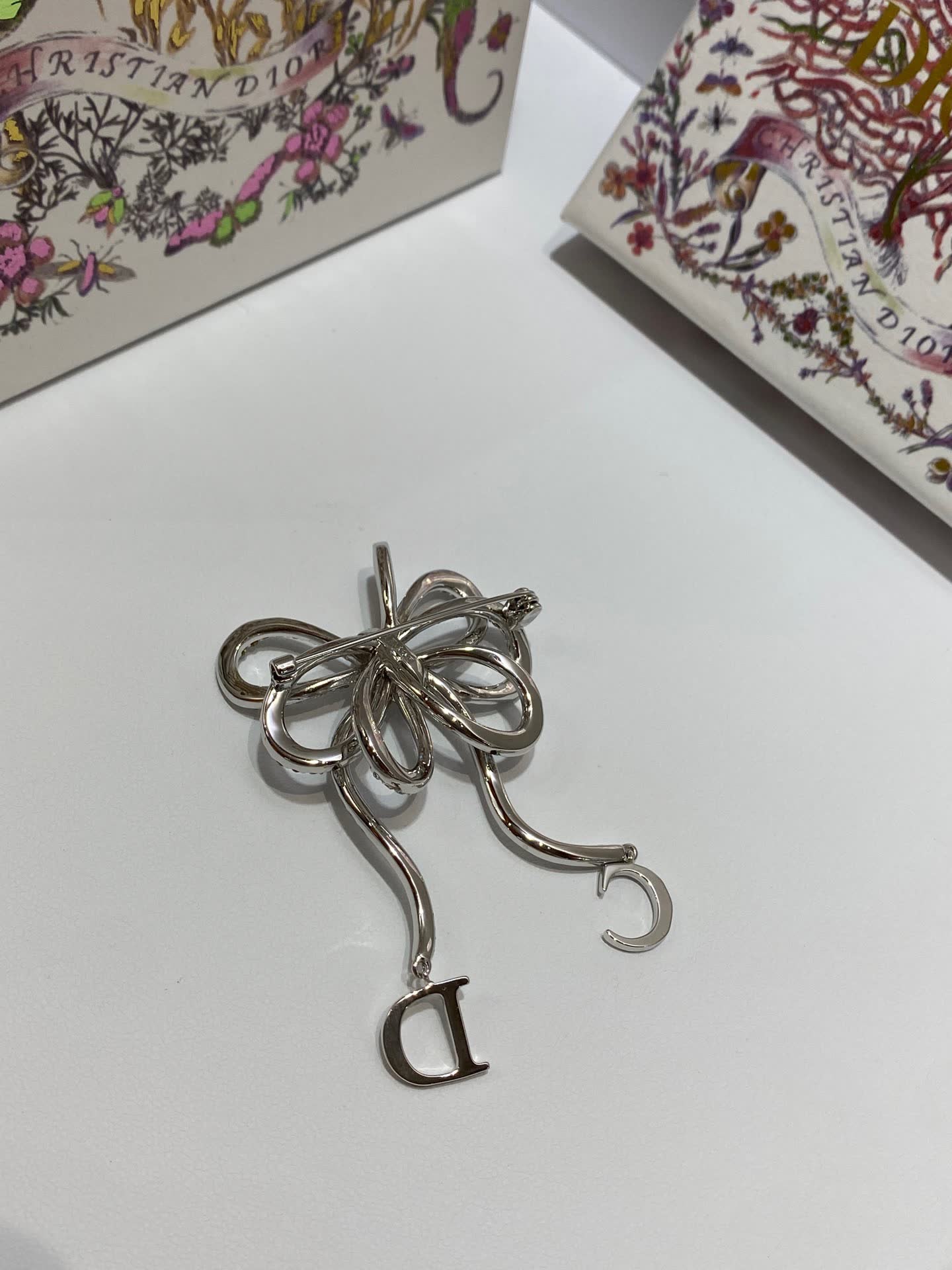 Dior Earrings - Bow Design