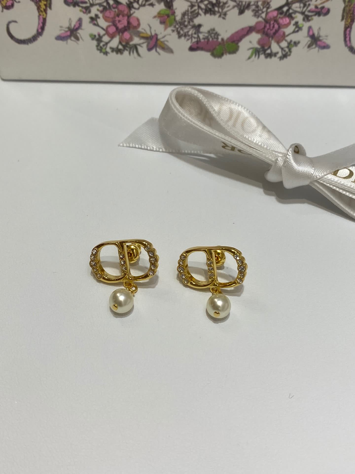 Dior Gold-tone Pearl Earrings