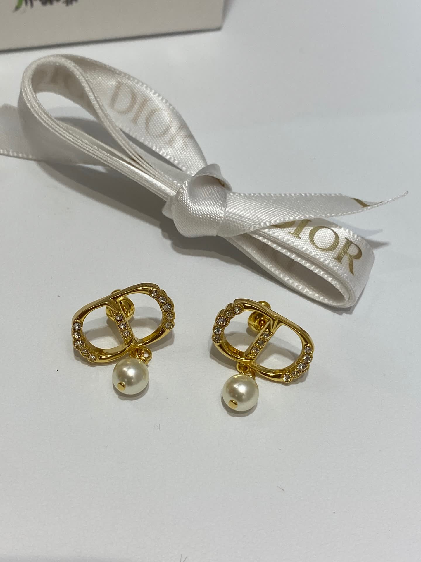 Dior Gold-tone Pearl Earrings